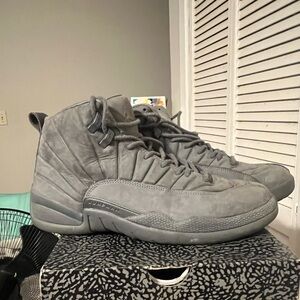 Men’s air Jordan retro 12s